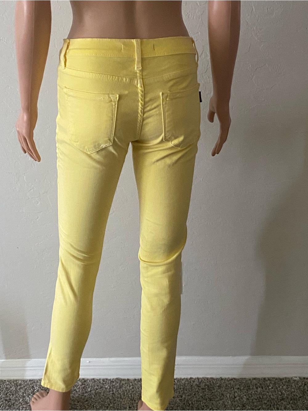 Yellow pants🍋 - Picture 2 of 2